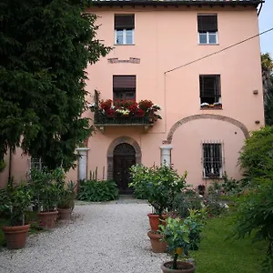 La Loggia Appartamento Lucca